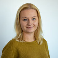Arntzen, Lisa
