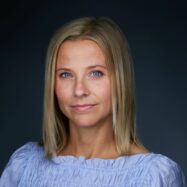 Knutsen, Marie Lindebø